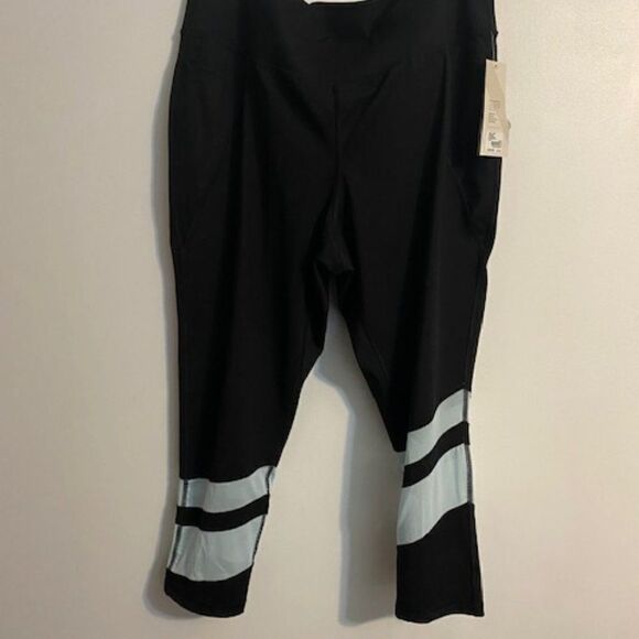 LIVI Active Black/Blue 7/8 Sculpting leggings, size 22/24 - Picture 1 of 3
